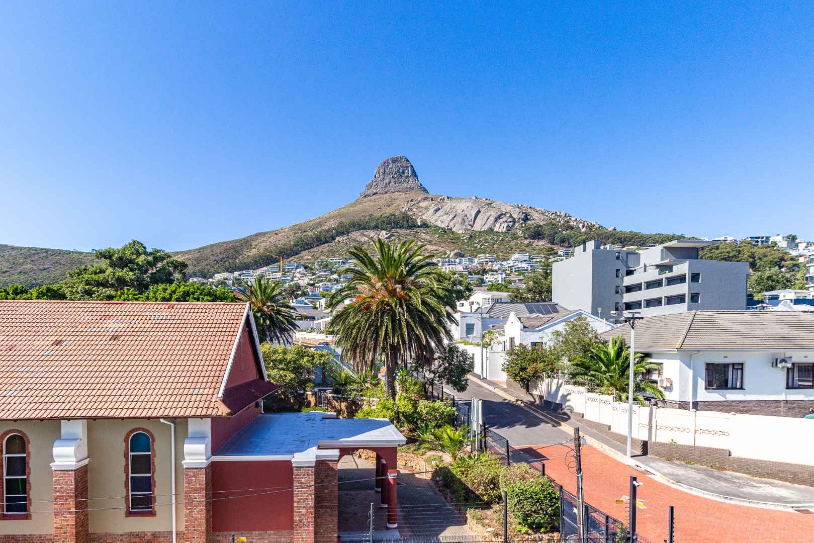 1 Bedroom Property for Sale in Sea Point Western Cape